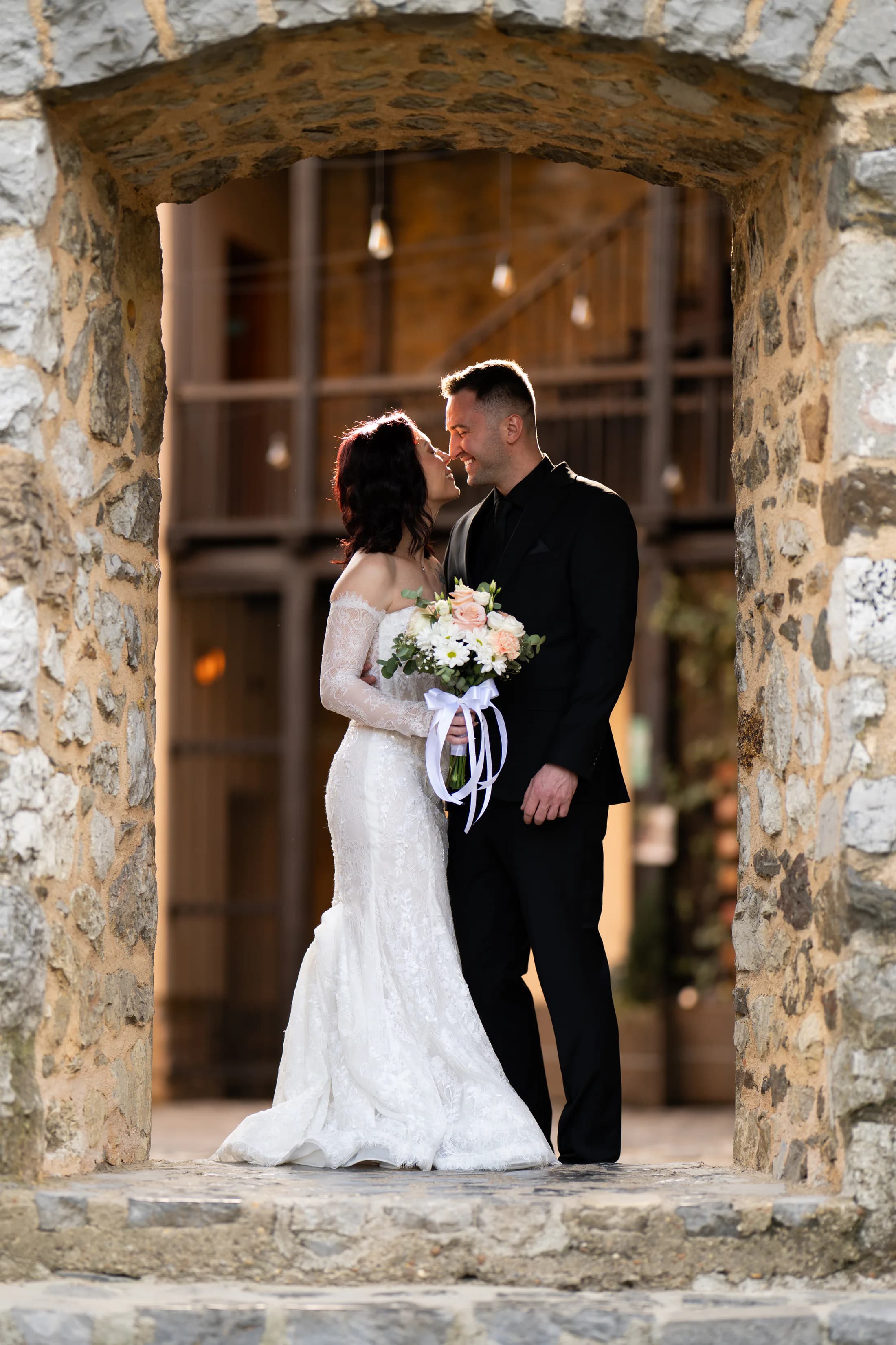 Editorial wedding photography by Luvon Studio